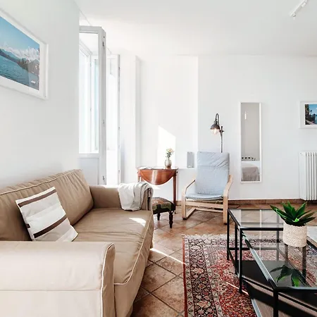 Viviana - By Myhomeincomo *