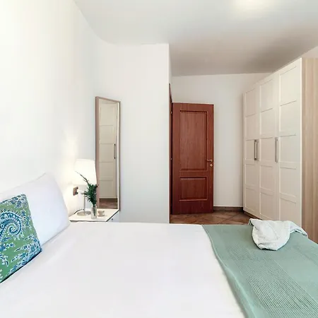 Viviana - By Myhomeincomo Semesterbostad Menaggio