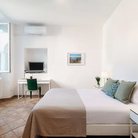 Viviana - By Myhomeincomo * Menaggio