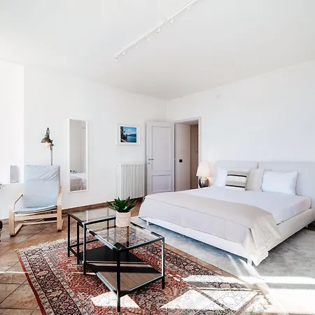 Viviana - By Myhomeincomo * Menaggio