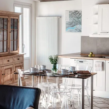 Viviana - By Myhomeincomo Prázdninový dům